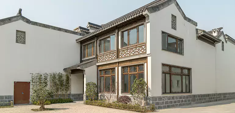 We Help Santa Ana Homeowners Sell Squatter-Occupied Houses Quickly and Safely