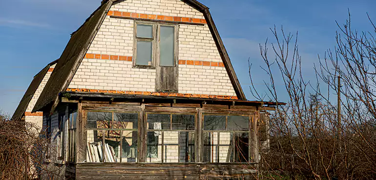Own a Rental in Disrepair? We’ll Take It Off Your Hands in Santa Ana